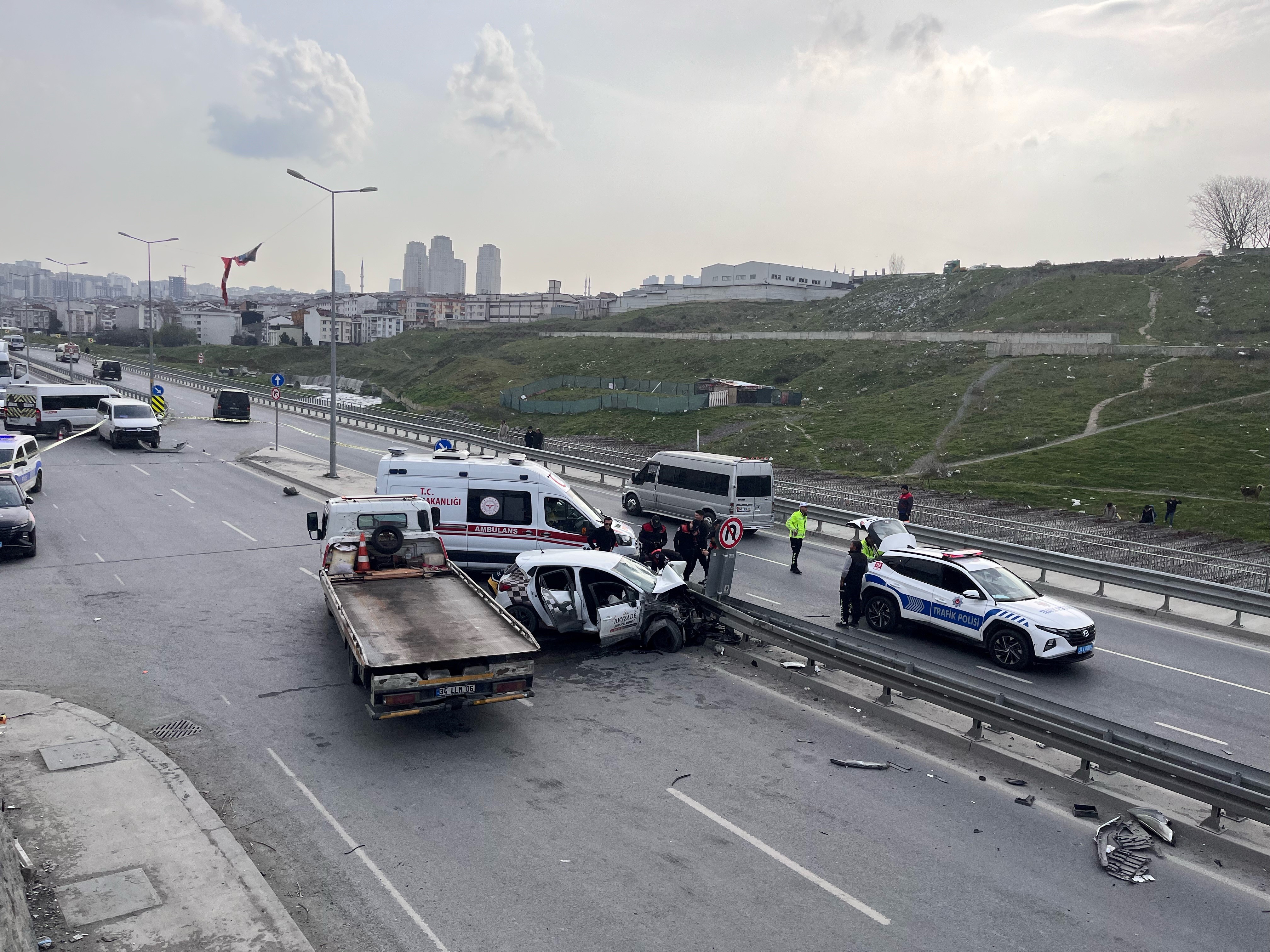 Direksiyon Eğitmeni Kaza Yaptı 1 Ölü, 2 Yaraalı (2)