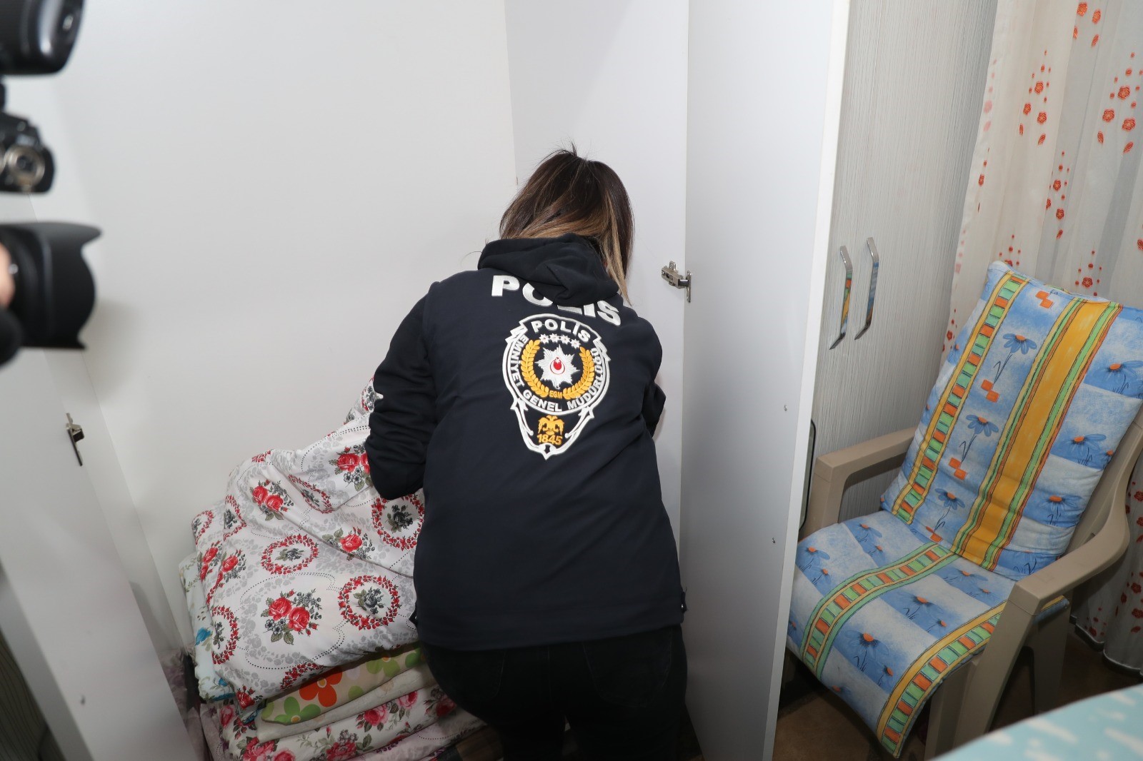 Sosyal Medya Dolandırıcılarına Operasyon 15 Gözaaltı (3)