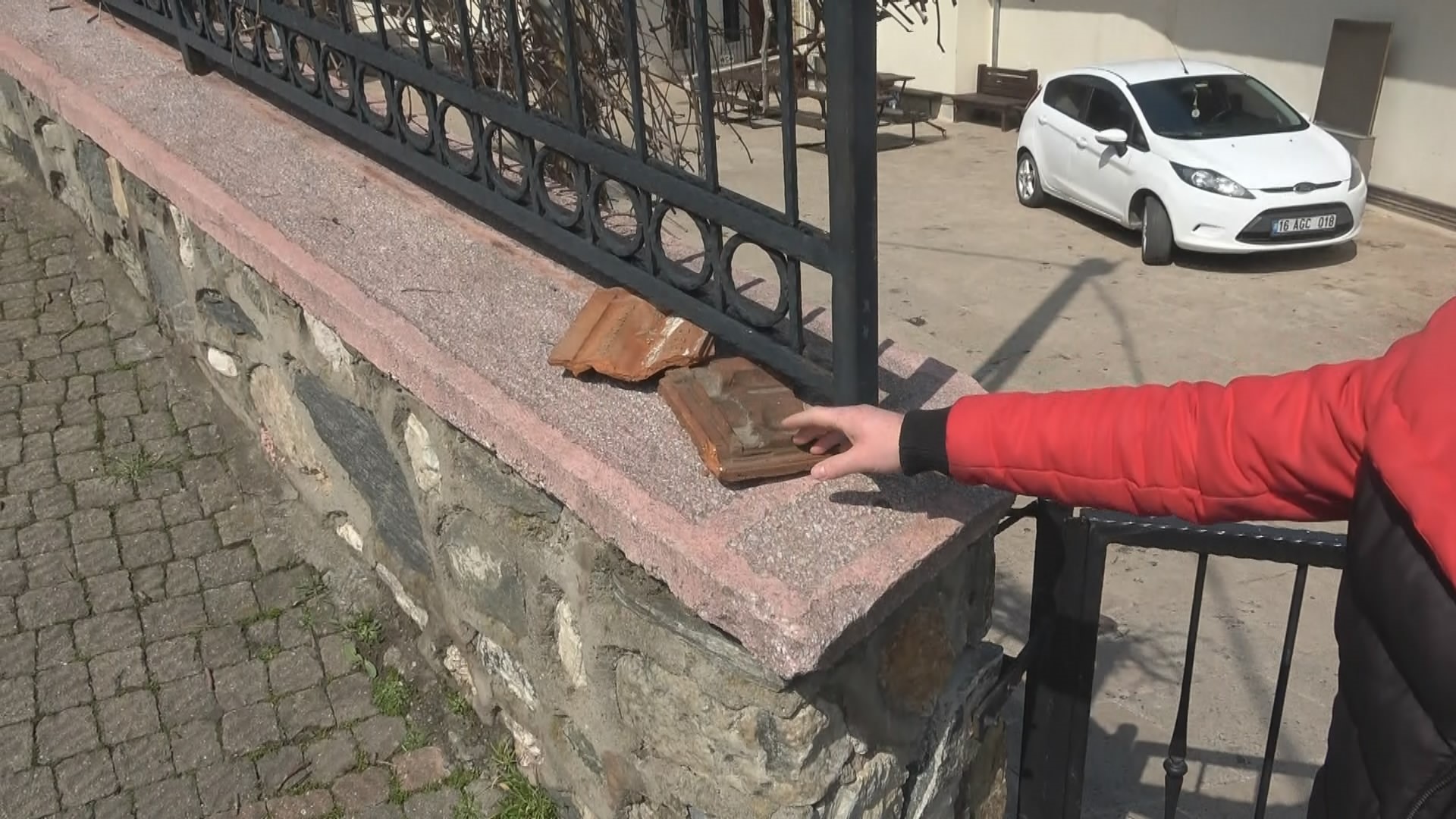 Teravihden Çıkan Çocuklar Köpek Saldırısına Uğradı. (6)