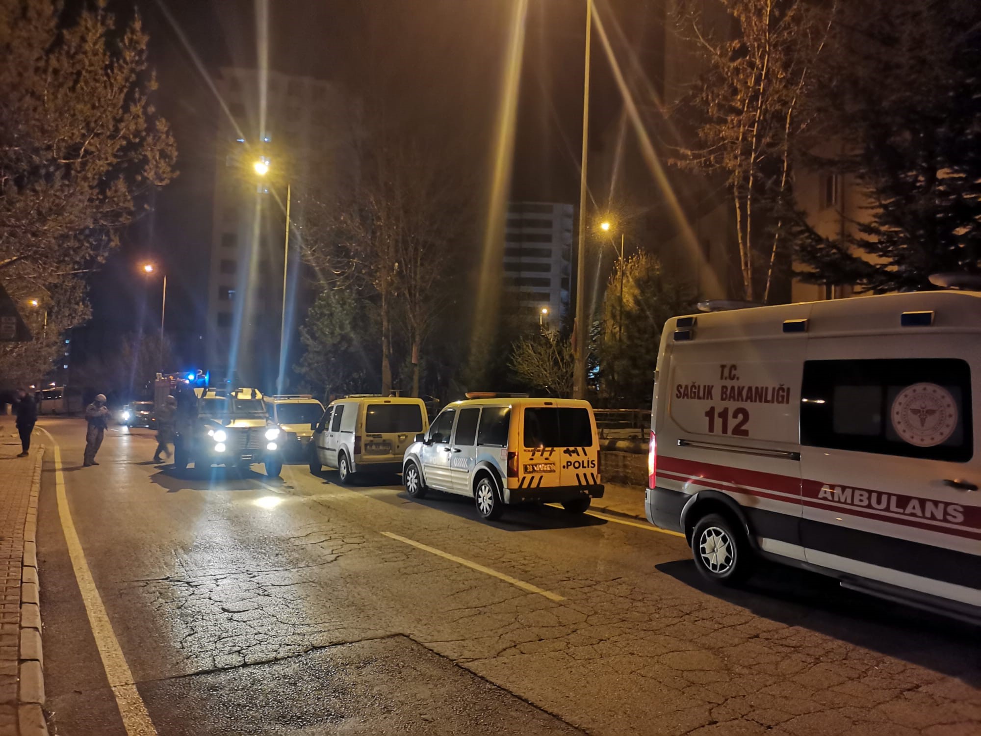 Ailesini Rehin Aldı (4)