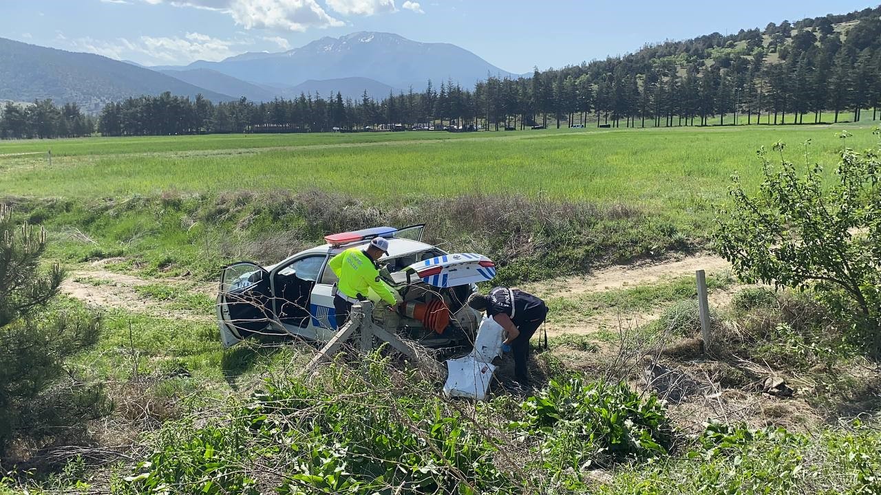 Feci Kaza 1 Polis Şehit Oldu, 4 Asker Yaralandıı (7)