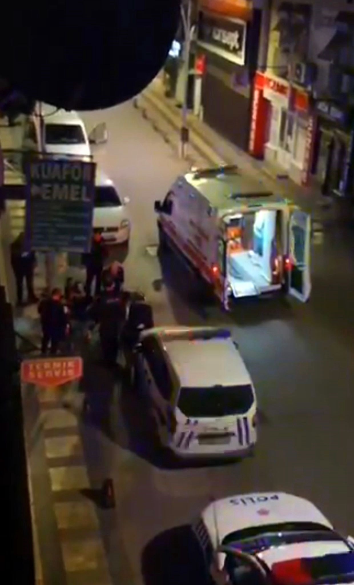 Kahvehanede Dehşet! Tartıştığı 2 Kişiyi Silahla Vurdu (2)
