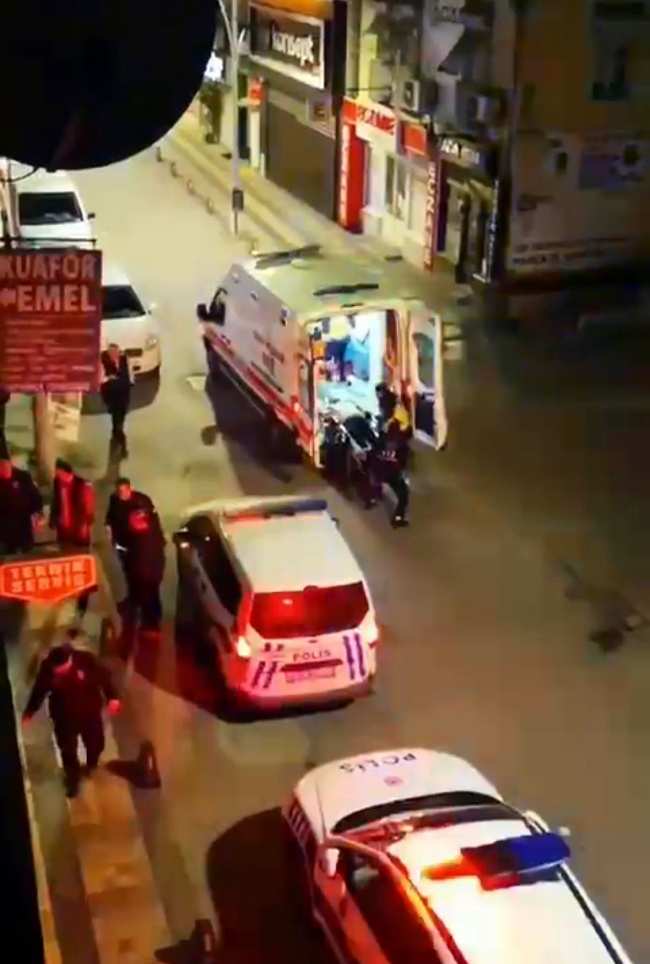 Kahvehanede Dehşet! Tartıştığı 2 Kişiyi Silahla Vurdu (3)