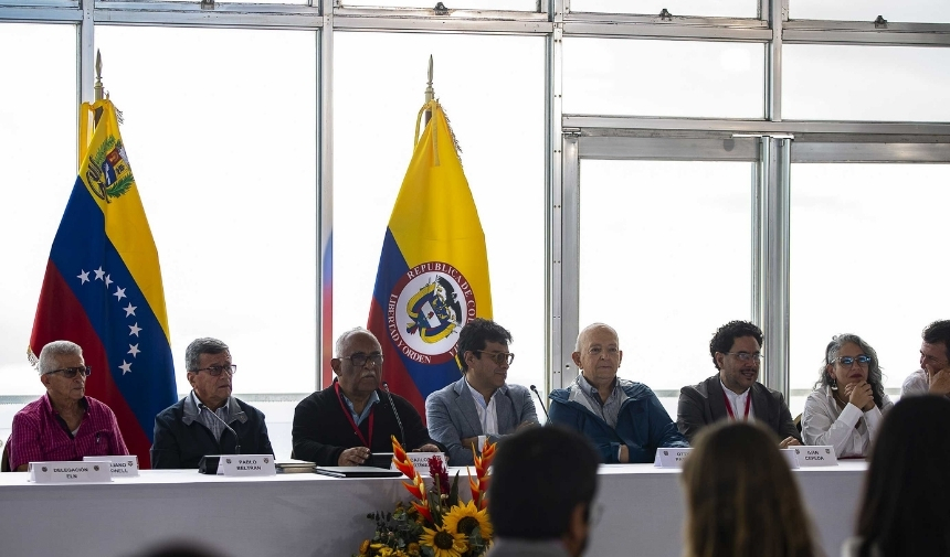 Kolombiya'da Hükümet Ve Eln Yeniden Müzakere Masasında (1)