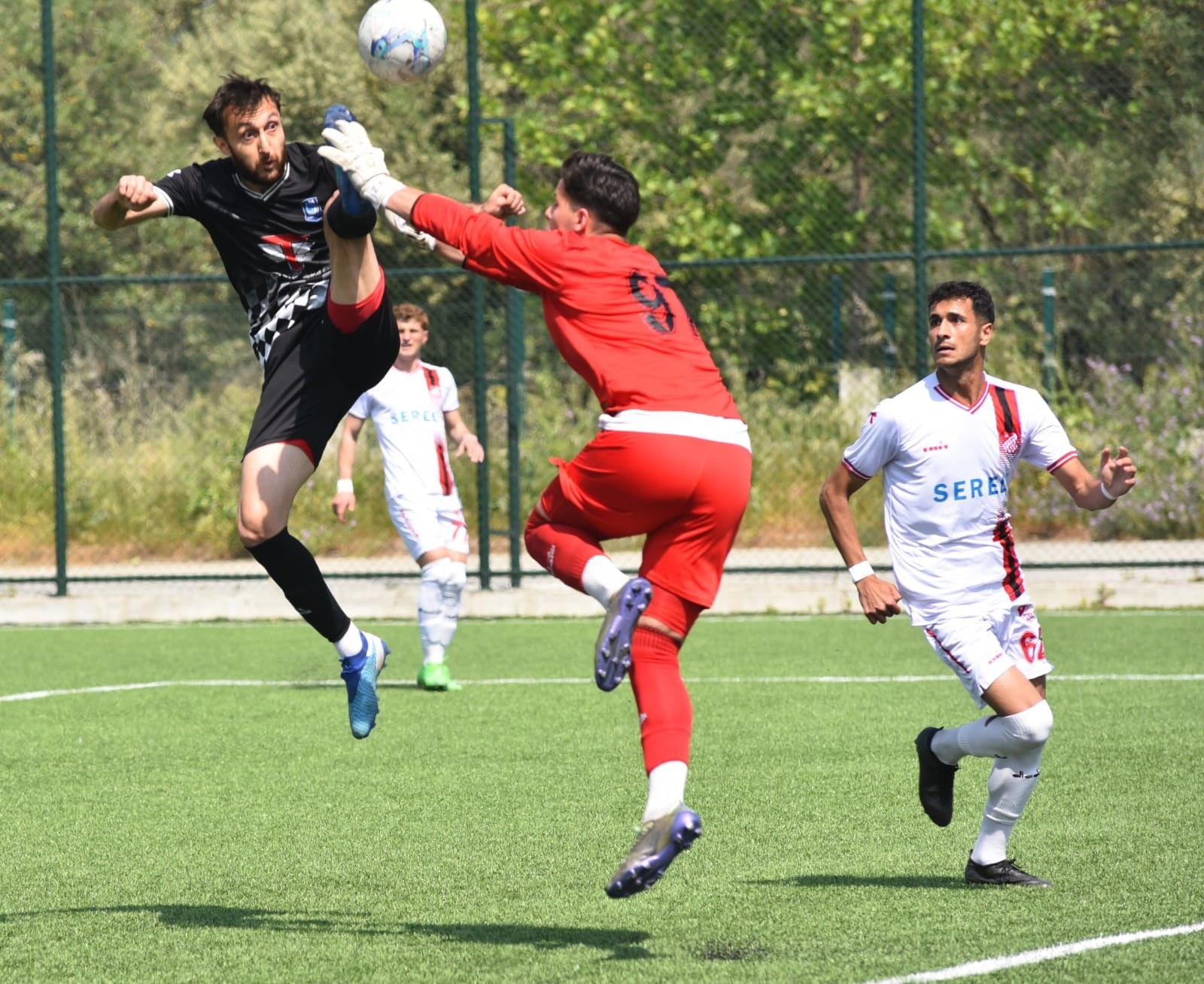 Manisa 1965 Spor Kulübünden Yarım Düzine Gol (6)