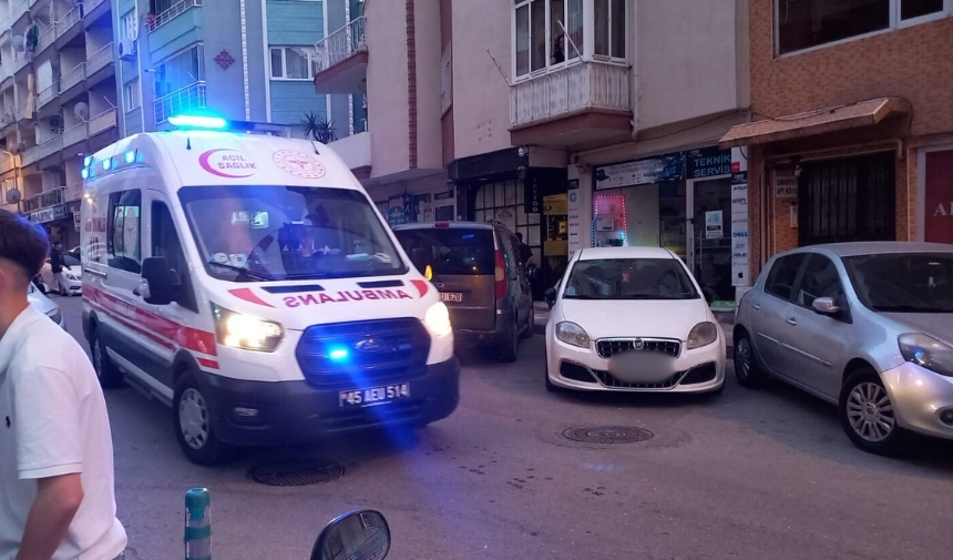 Mani̇sa’da Biçakli Kavga! 12