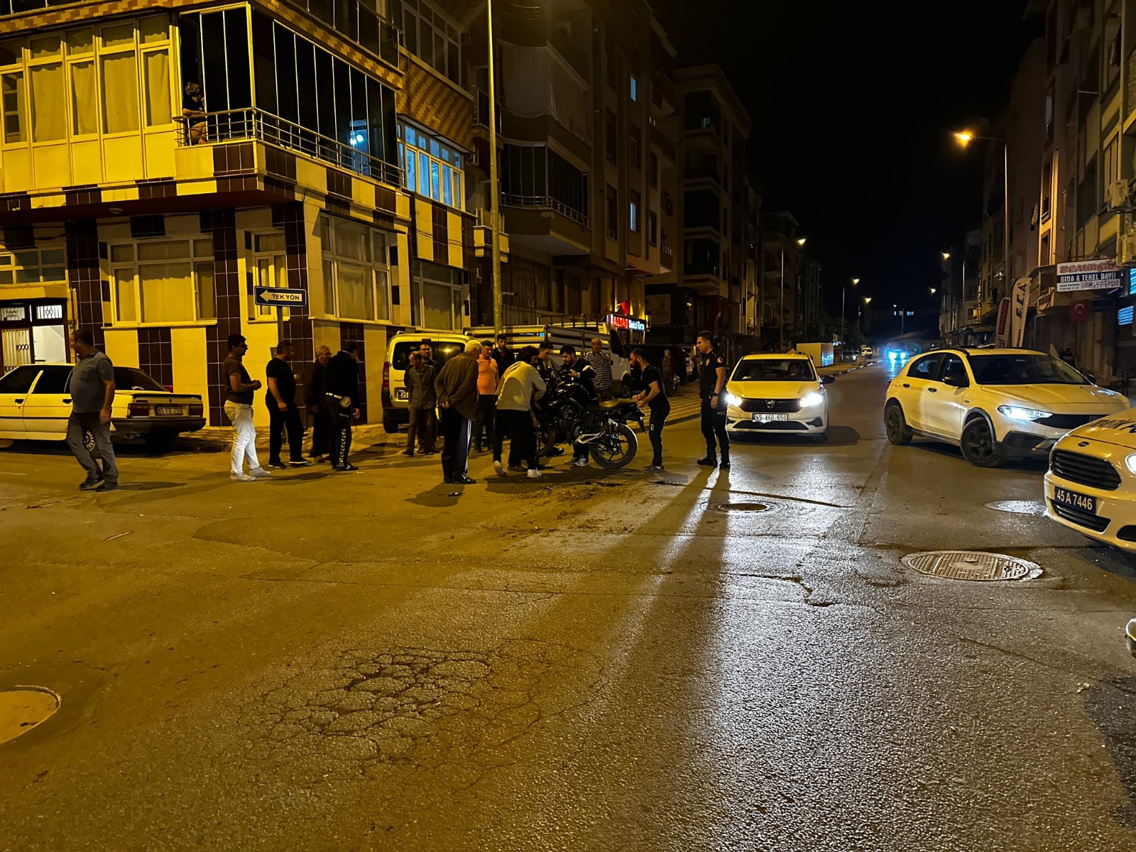 Manisa’da Feci Kaza Otomobil Motosiklet Ile Çarpıştı (2)