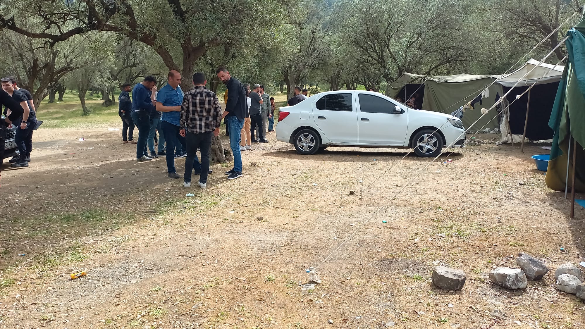 Manisa'da Hırsızlık Yapacakları Iddia Edilen Kişiler Operasyonla Şehir Dışına Çıkarıldı (4)