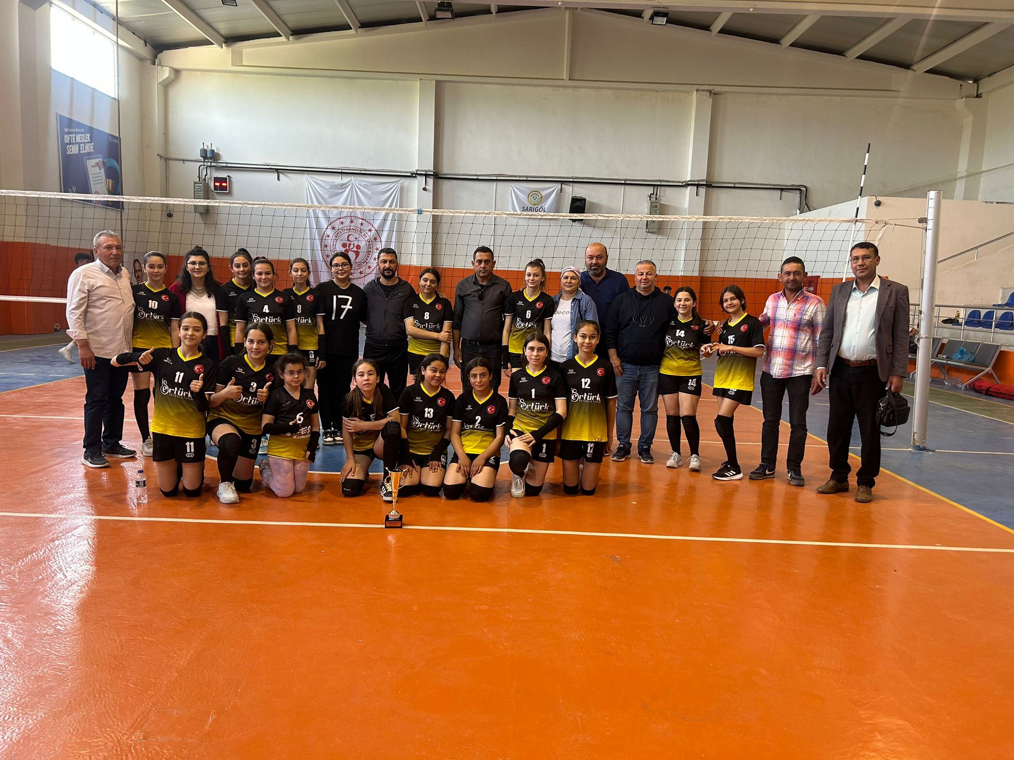 Sarıgölde Yıldızlar Voleybol