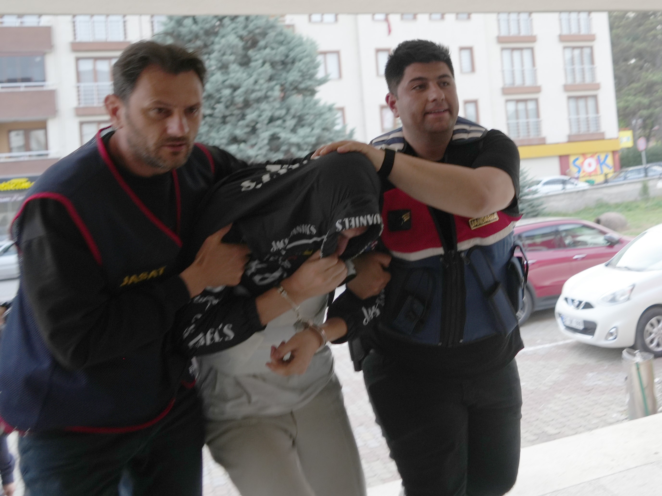 Ticari Taksi Şoförü Ölü Bulundu (2)