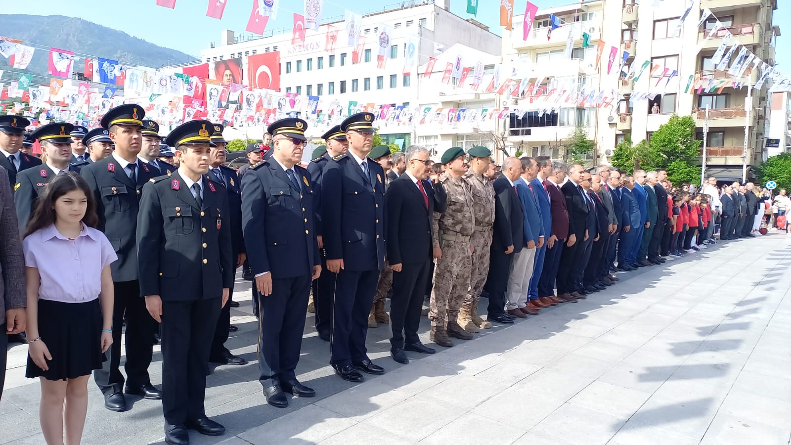 23 Nisan Ulusal Egemenlik ve Çocuk Bayramı kutlandı-2