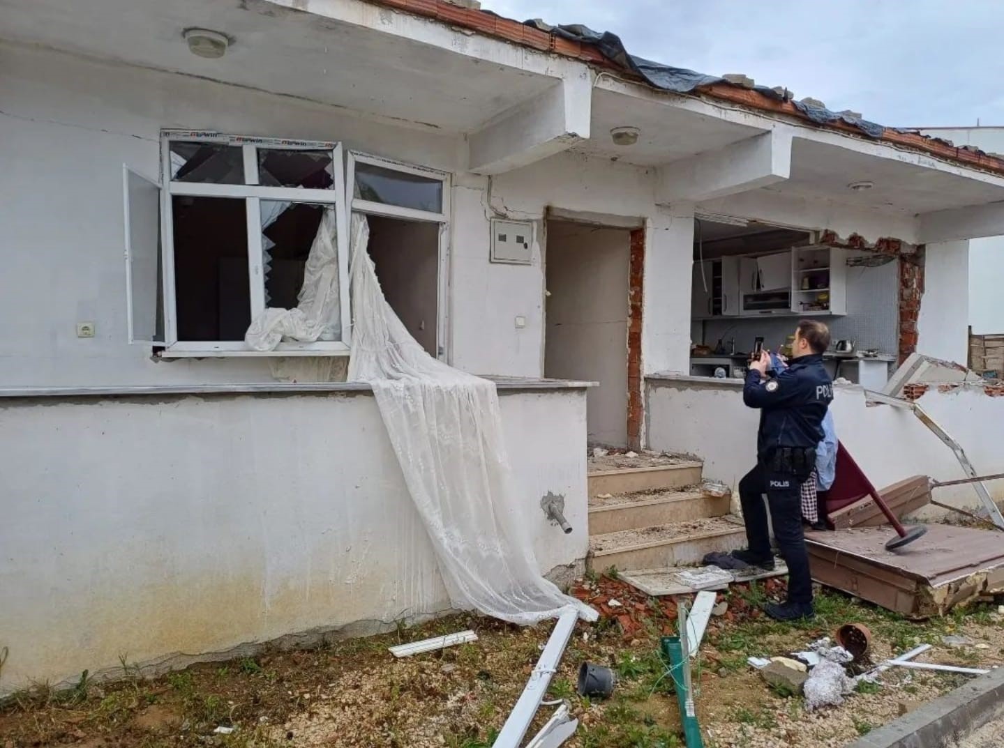 Mutfak tüpü bomba etkisi yarattı!-2
