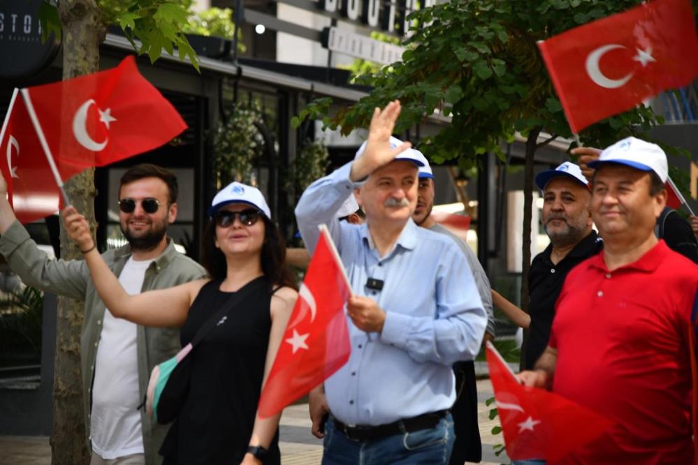 Yunusemre Belediyesi'nden 'Ata'ya Saygı' yürüyüşü-2