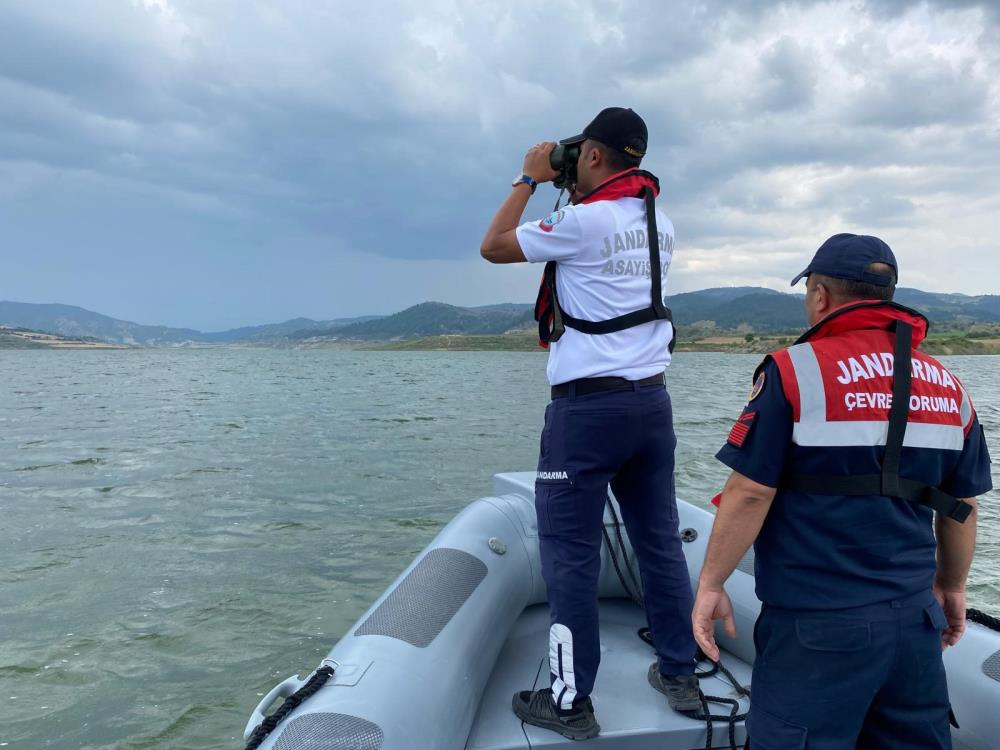 Manisa'da baraj ve göllerde jandarma denetimleri artıyor-2