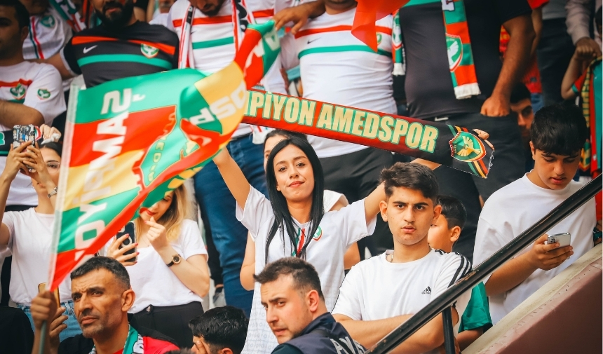 Amedspor'un Yükselişi! Şampiyonluk Coşkusu Diyarbakır'ı Sarıyor 2