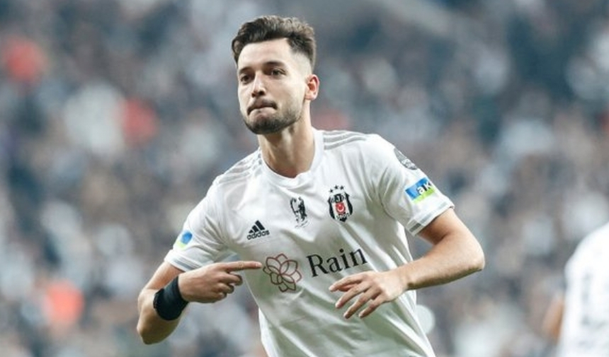 Beşiktaş Genç Stoperi Tayyip Ile Sözleşme Uzatıyor! (2)