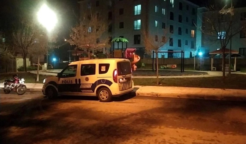 Manisa'da Bıçaklı Kavga 1 Ağır Yaralı!