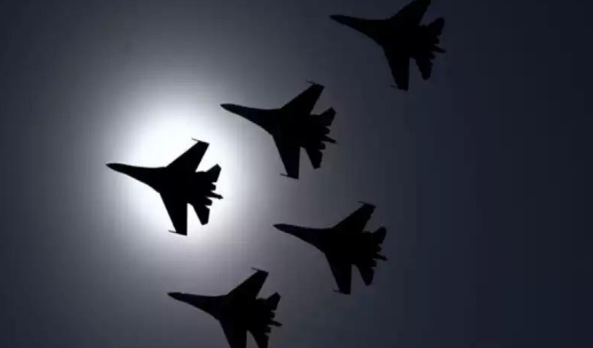 Rusya Ve Ukrayna Arasında Gerilim Devam Ediyor! Nato Uçakları Havalandı! (3)