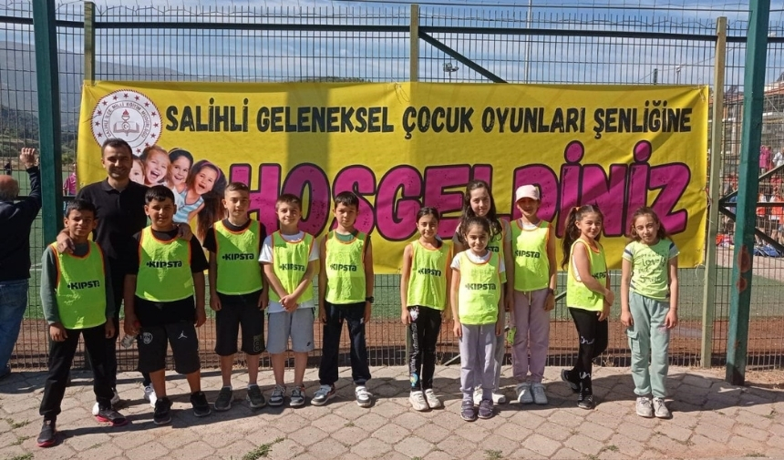 Salihli'de Minikler Geleneksel Oyunlar Ile Eğlendi! (1)