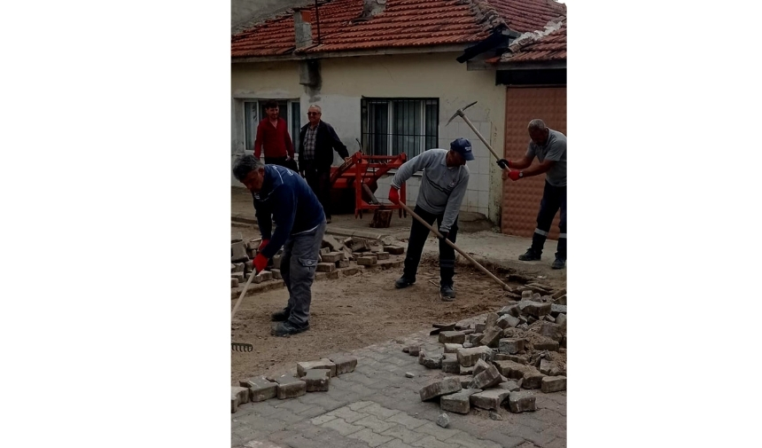 Şehzadeler Belediyesi Halk Için Çalışamaya Devam Ediyor! (2)