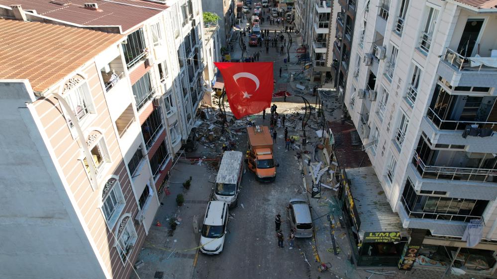 İzmir'deki patlamada hayatını kaybedenlerin kimlikleri belli oldu