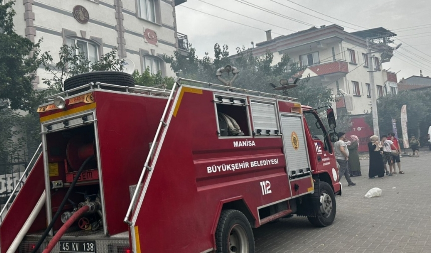 Akhisar'da Tandır Fırınında Yangın! (1)