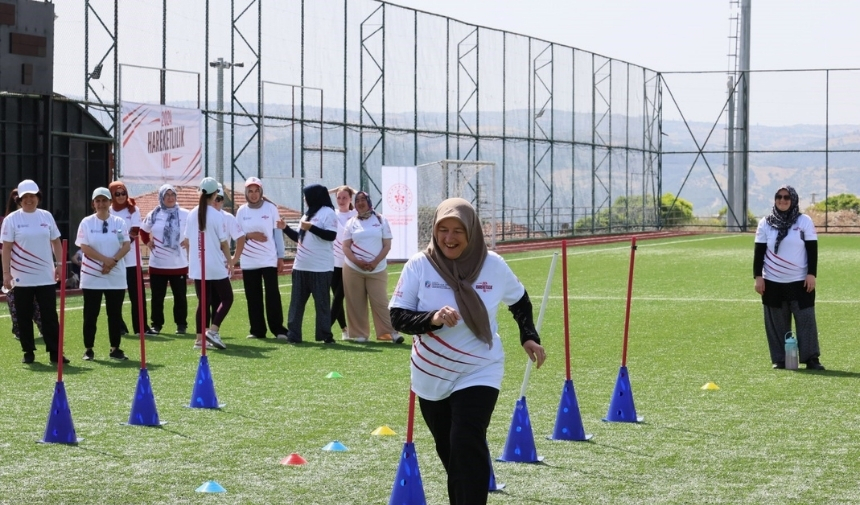 Manisa'da Spor Etkinliğine Kadınlardan Yoğun Ilgi! (1)