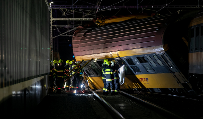 Tren Faciasında 4 Kişi Hayatını Kaybetti! Çok Sayıda Yaralı Var 11