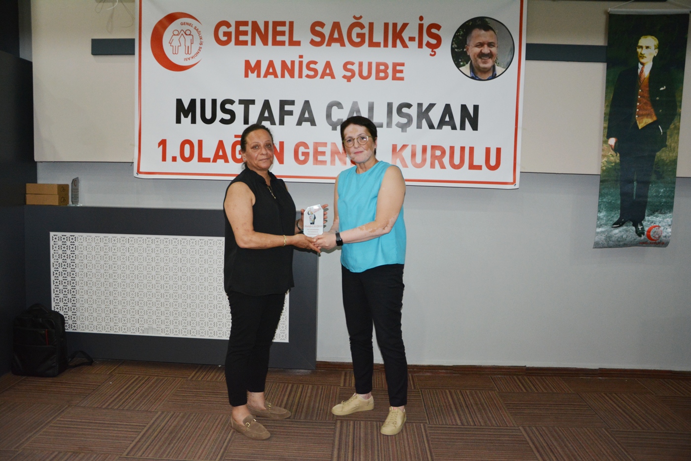 Manisa'da Genel Sağlık İş Sendikası Genel Kurulu Düzenlendi