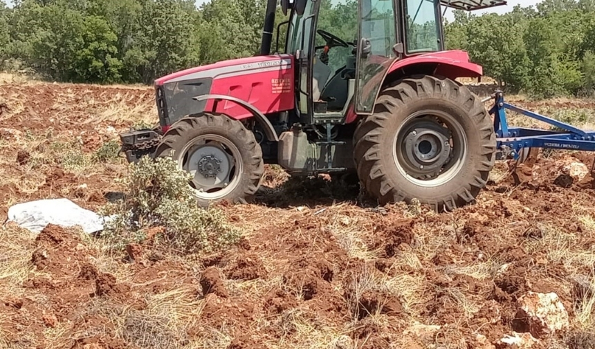 Denizli'de 38 Yaşındaki Çiftçi Tarlada Ölü Bulundu! (1)