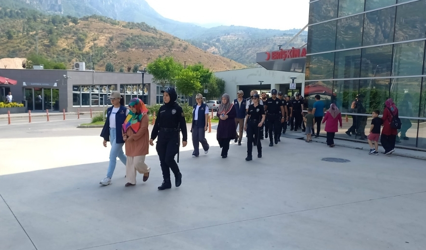 Mani̇sa'da Fetö Operasyonu 9 Gözalti (2)