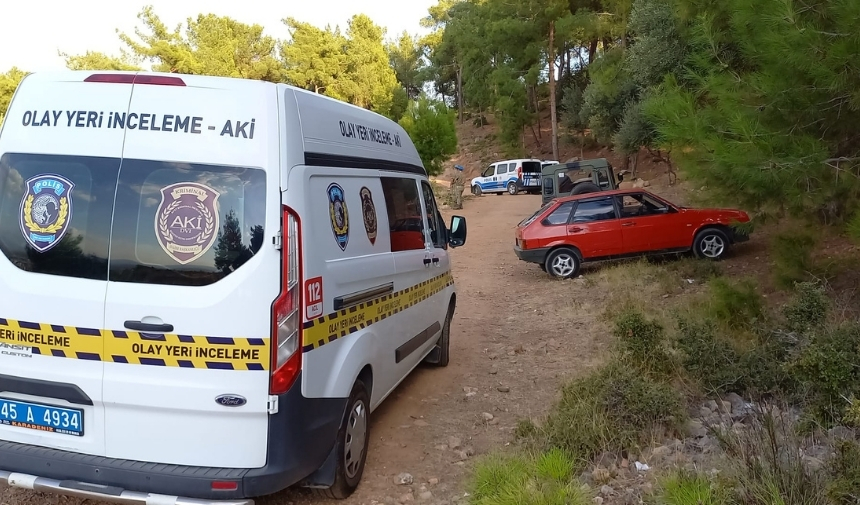 Manisa'da Ormanlık Alanda Erkek Cesedi Bulundu! (1)