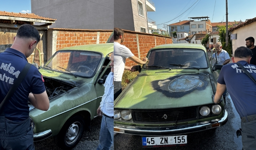 Manisa'da Seyir Halindeki Otomobilde Yangın Çıktı! (1)