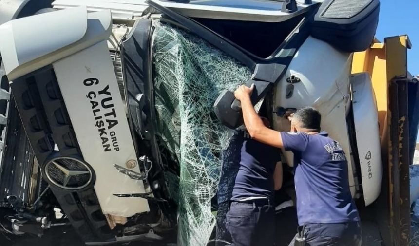 Yolun Karşısına Geçmeye Çalışırken Canından Oldu! (6)