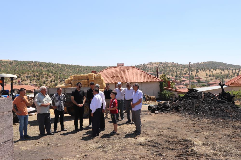 Manisa'da yangın mağduru aileye destek