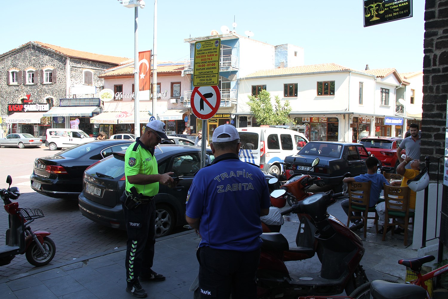 Manisa'da kaldırım işgalleri artık cezalandırılacak-11