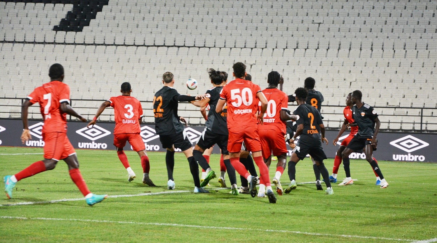 Manisa FK Adanaspor ile yenişemedi-11