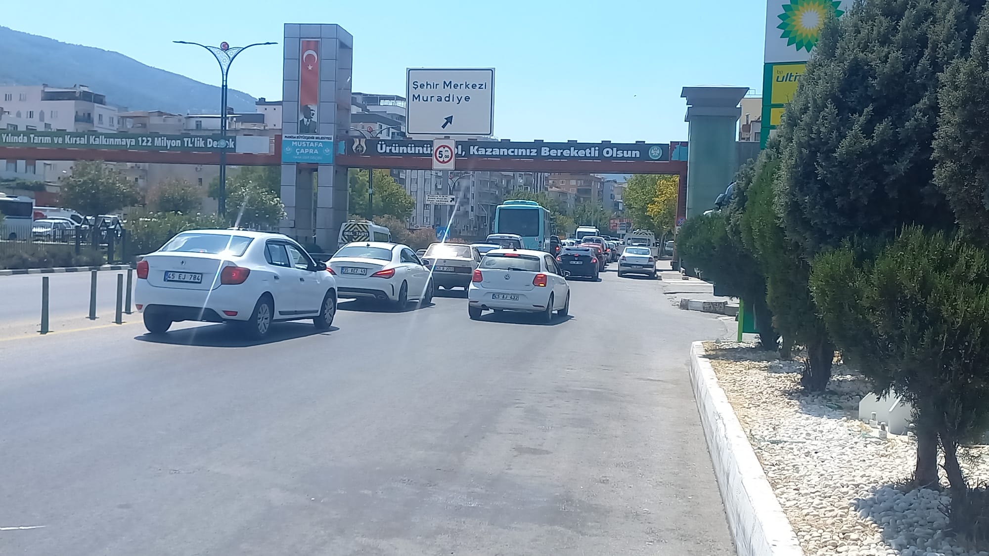 Manisa'da su patlağı kazaya neden oldu