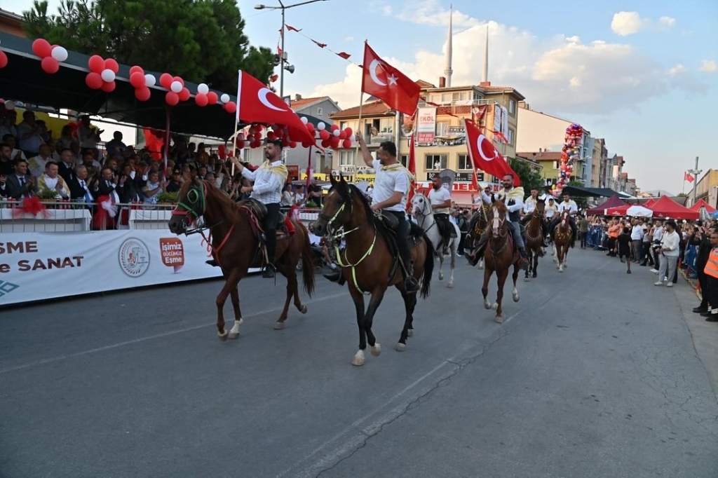 Eşme Kilim Festivali’ne Coşkulu Açılış5