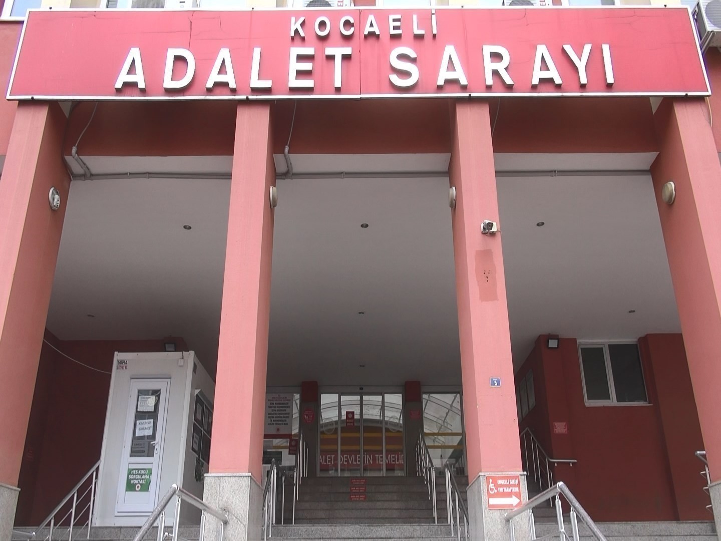 Büyük İddia! Servis şoförü abla ve kardeşini istismar mı etti?-1