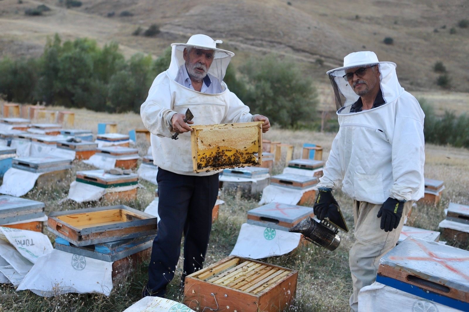 Hobi olarak başlamıştı! Şimdi 7 ton üretiyorlar-1