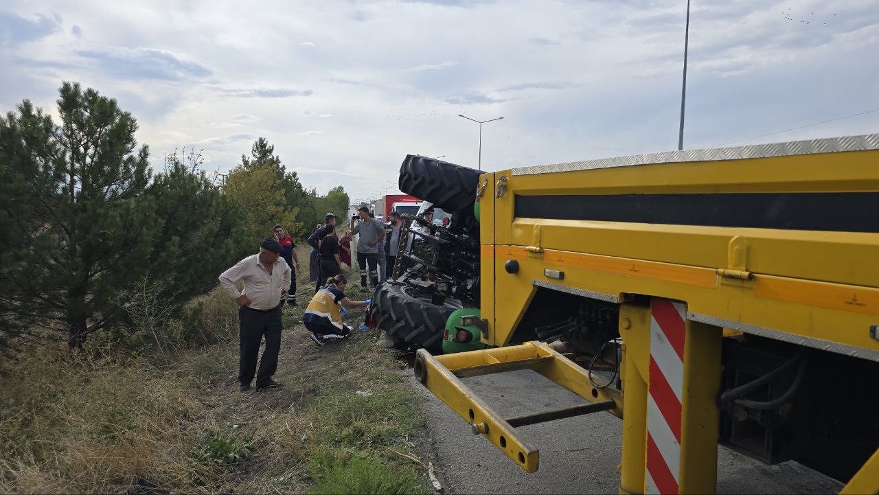 Traktör kazasında 19 yaşındaki genç hayatını kaybetti-1