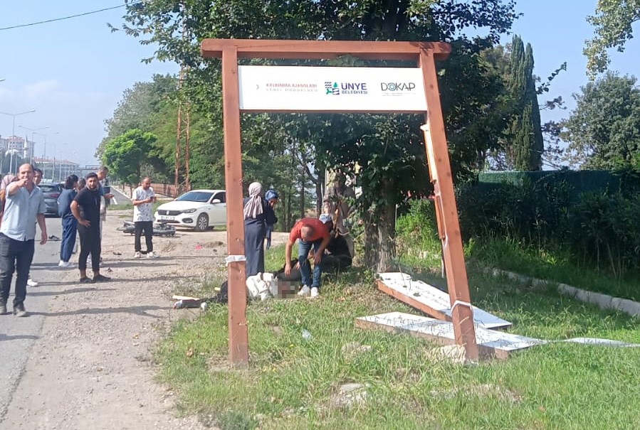 Motosiklet kazasında lise öğrencisi hayatını kaybetti-1