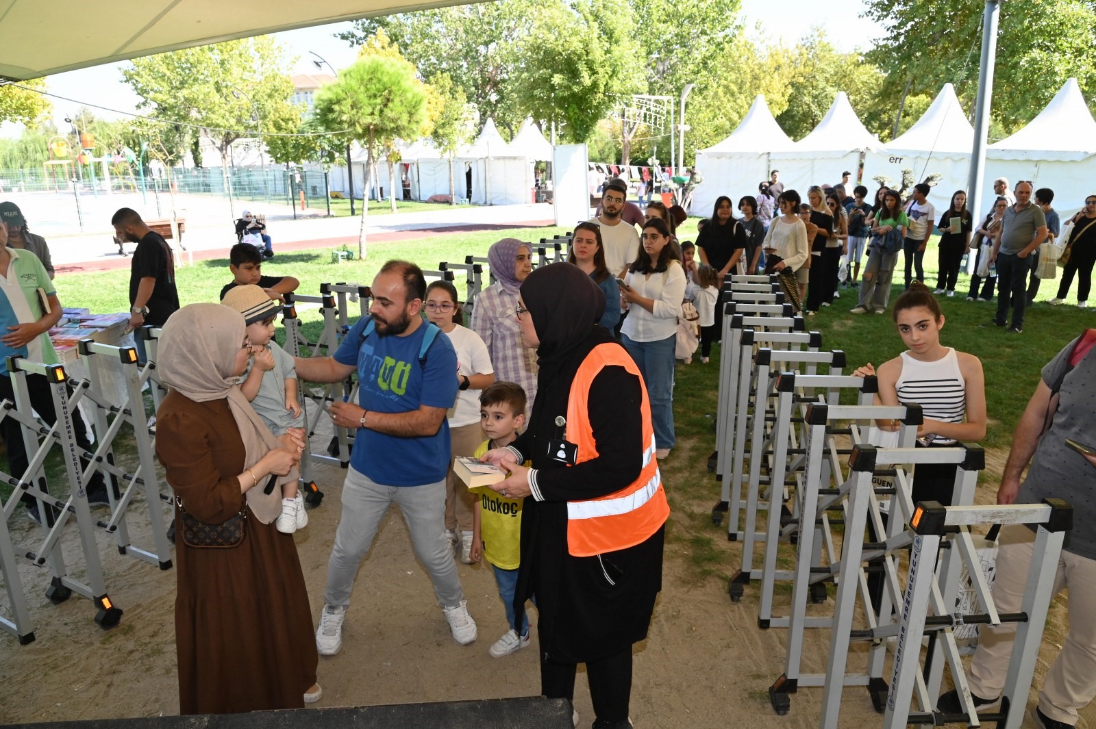 Manisa kitap fuarı son gününde de ilgi gördü-2