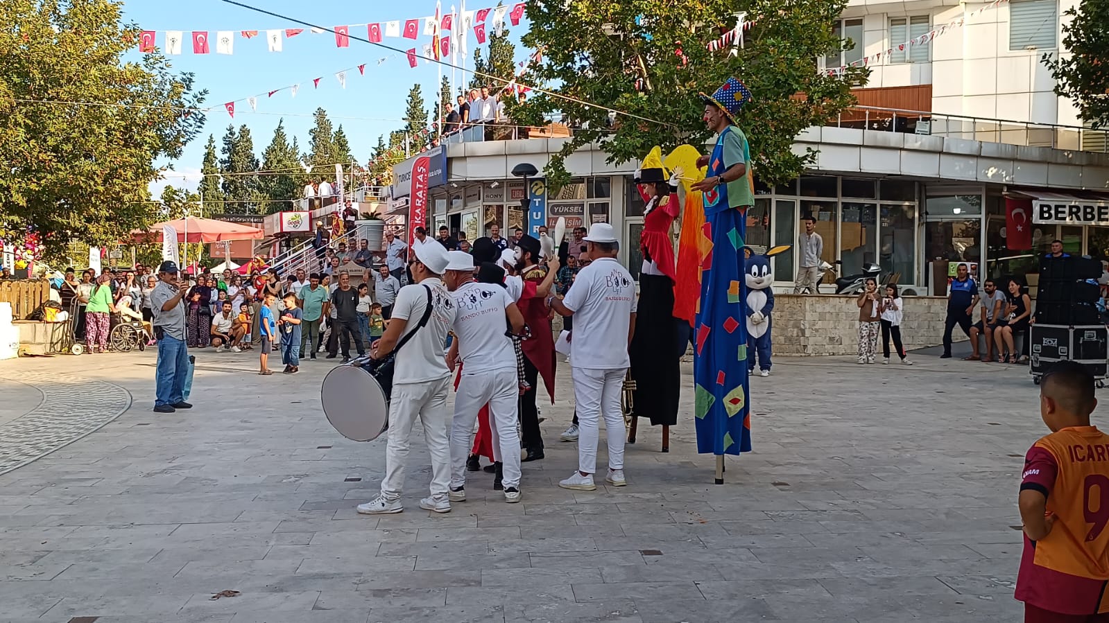 Sarıgöl 16. Geleneksel Sultani Üzüm Festivali Başladı-1