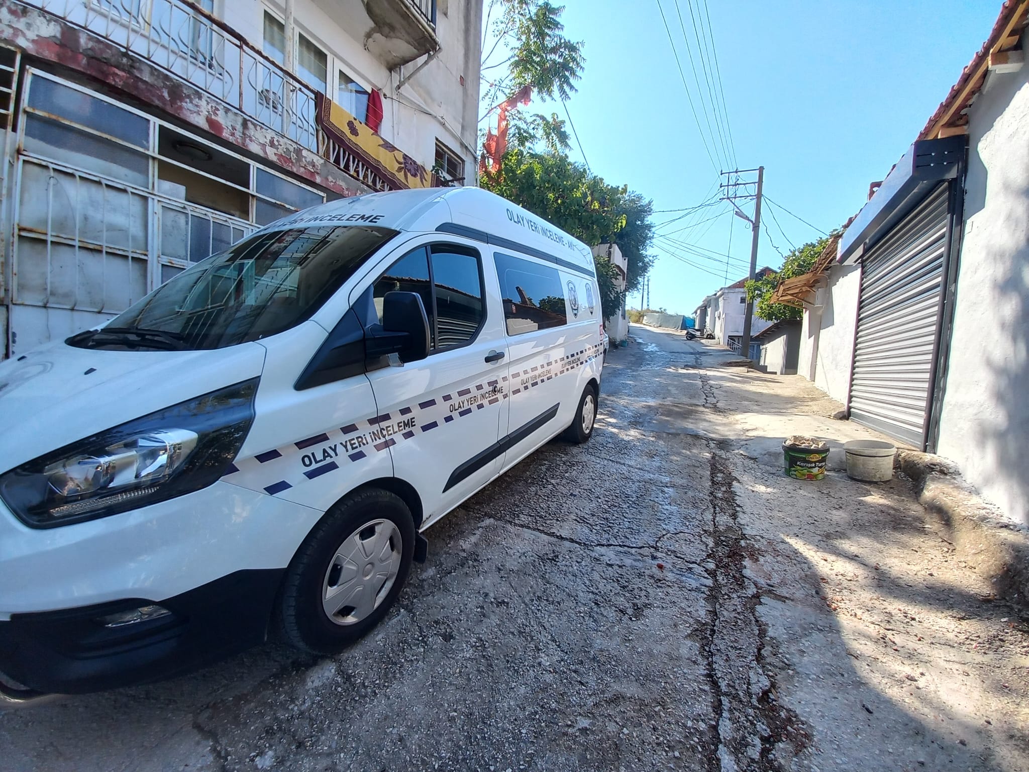 Manisa'da çıkan yangında bir kişi ağır yaralandı-1