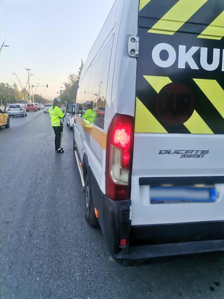 Manisa'da emniyet kemeri denetimleri yoğunlaşıyor