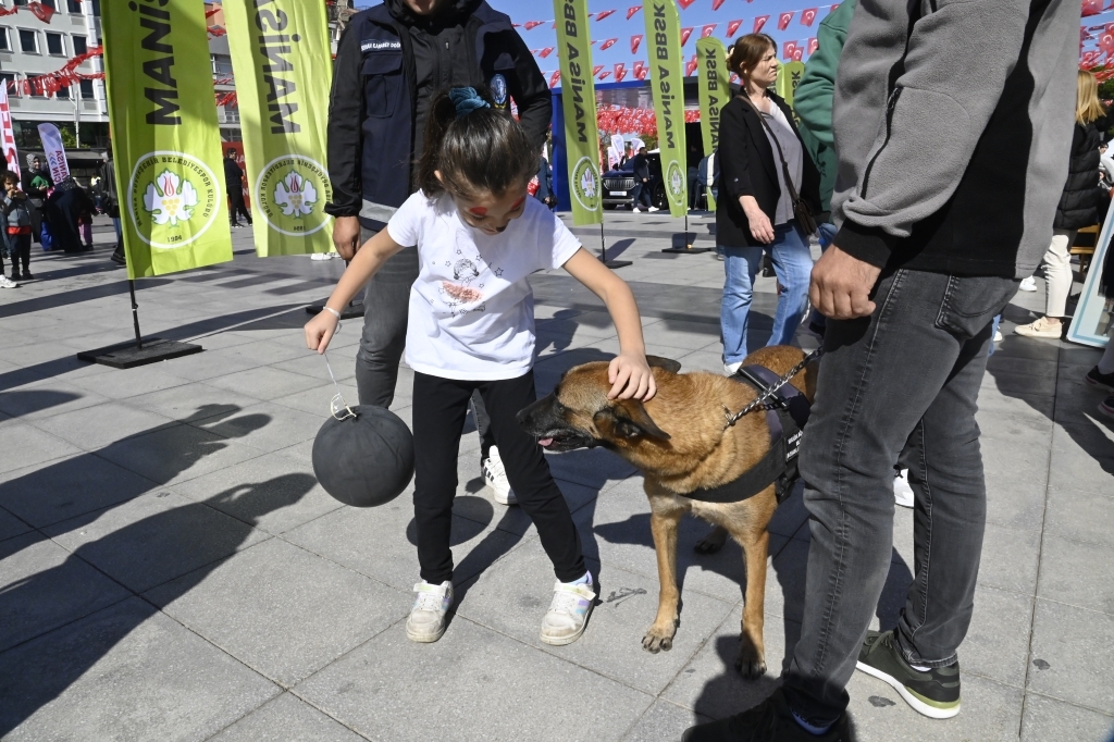 3. Uluslararası Vestel Manisa Yarı Maratonu Başladı1