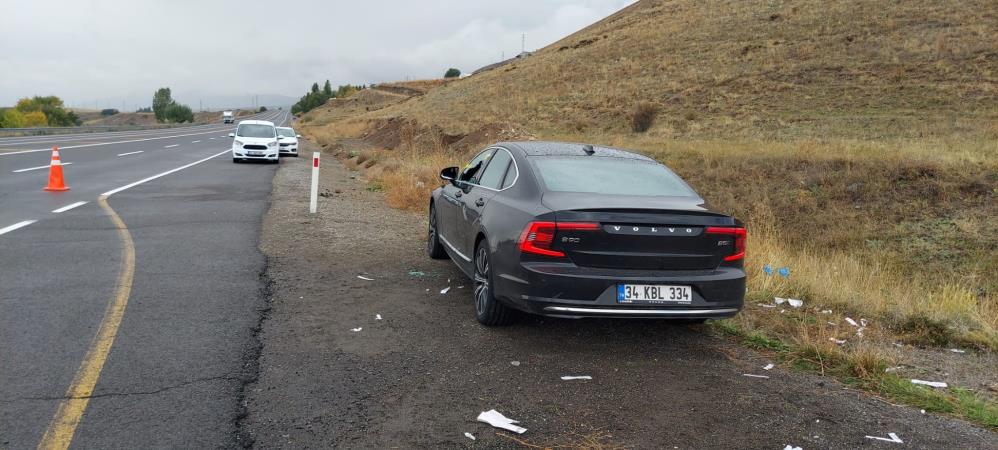 Otomobilde başından vurulmuş erkek cesedi bulundu-1