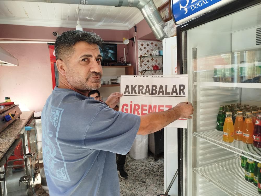 İzmir'de esnafın akraba isyanı: 'Akrabalar giremez'